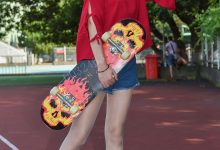 [大生模拍] 悦悦 穿着丝袜玩滑板-美图岛