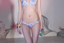 唐安琪荷官制服精致内衣搭配黑丝赌场拍摄花絮 [1V-766MB]-美图岛