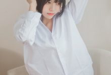 COS 桜桃喵 – 白衬衫散发 [494P]-美图岛