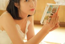 日系美女萝莉吊带长腿性感私房写真-美图岛