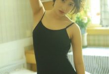 极品美女吊带连体衣性感长腿写真-美图岛