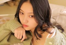 小清新治愈少女吊带香肩卧室写真图片-美图岛