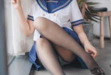 轩萧学姐 - 2023生日作 5月舰长 黑丝jk内衣 [32P-112MB]-美图岛