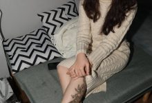 Pary摄影 NO.046 大美女琪琪脚底大餐，近距离脚底特写，汗腺清晰可见[130P／289MB]-美图岛