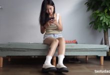 Pary摄影视频 006 大学生诗诗脱鞋袜贴上纹身贴展示36码娇小美脚[1V／2.1GB]-美图岛