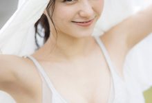 高田里穗写真集 「お姉さんが大好きだ!」-美图岛