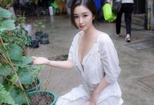 楠芝《性感白色长袍》原版写真 [84P-704MB]-美图岛